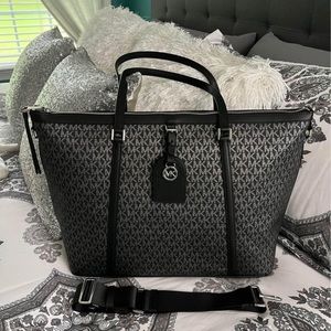 Michael Kors Weekender Bag